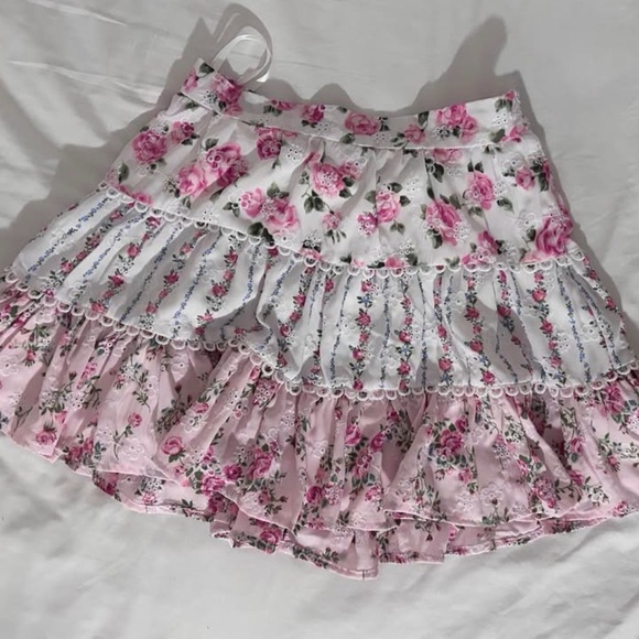 Floral Ruffle Set - Picture 4 of 5